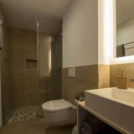 Huwetz Eg Sued Appartement-fewo- Dusche Oder Bad- Wc By Interhome